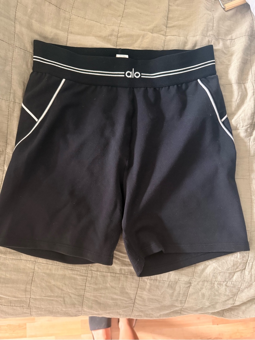 ALO Yoga Black Athletic Shorts with White Trim